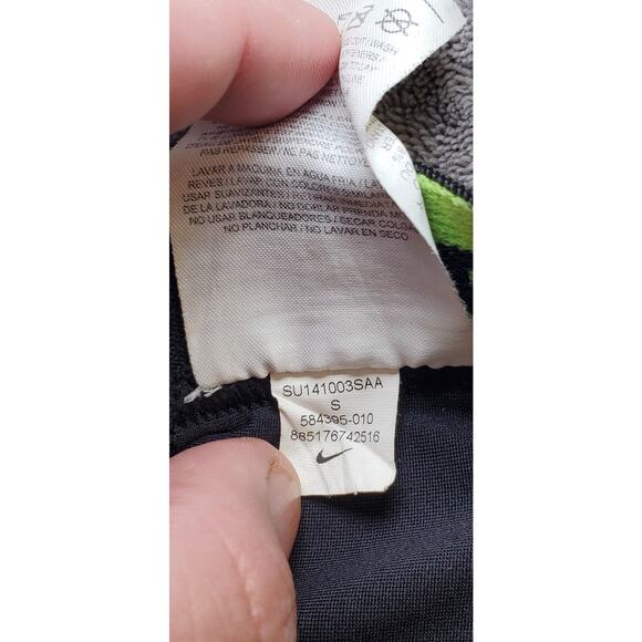 Nike Pro Combat Boys Sz S Hard Plate Padded Compression Football Shorts Black 26 - Picture 7 of 8